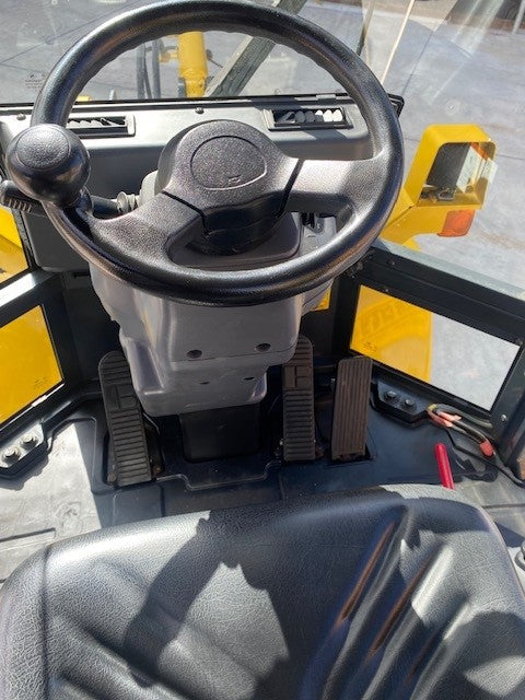 Komatsu WA30, 3 Ton Loader
