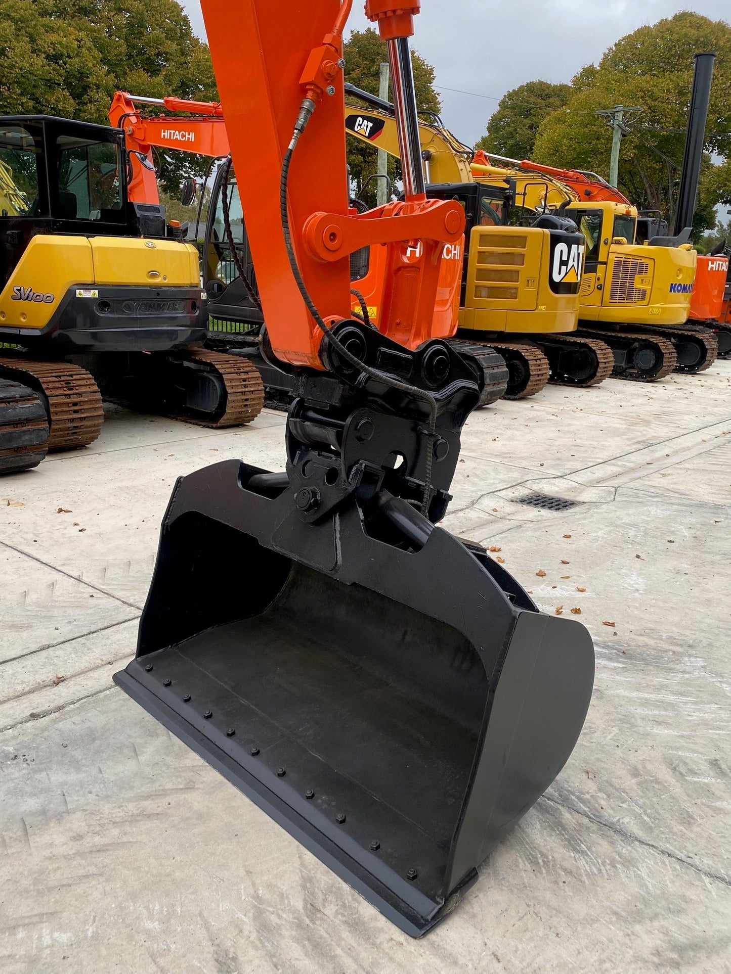 Hitachi ZX135-3 Excavator, 2014,Blade