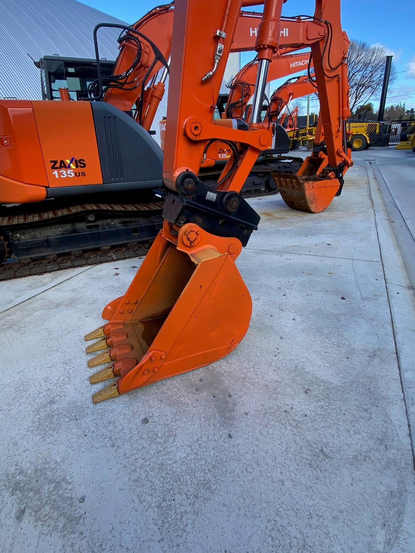 Hitachi ZX135US Digger 13.5 ton Zero Swing Digger