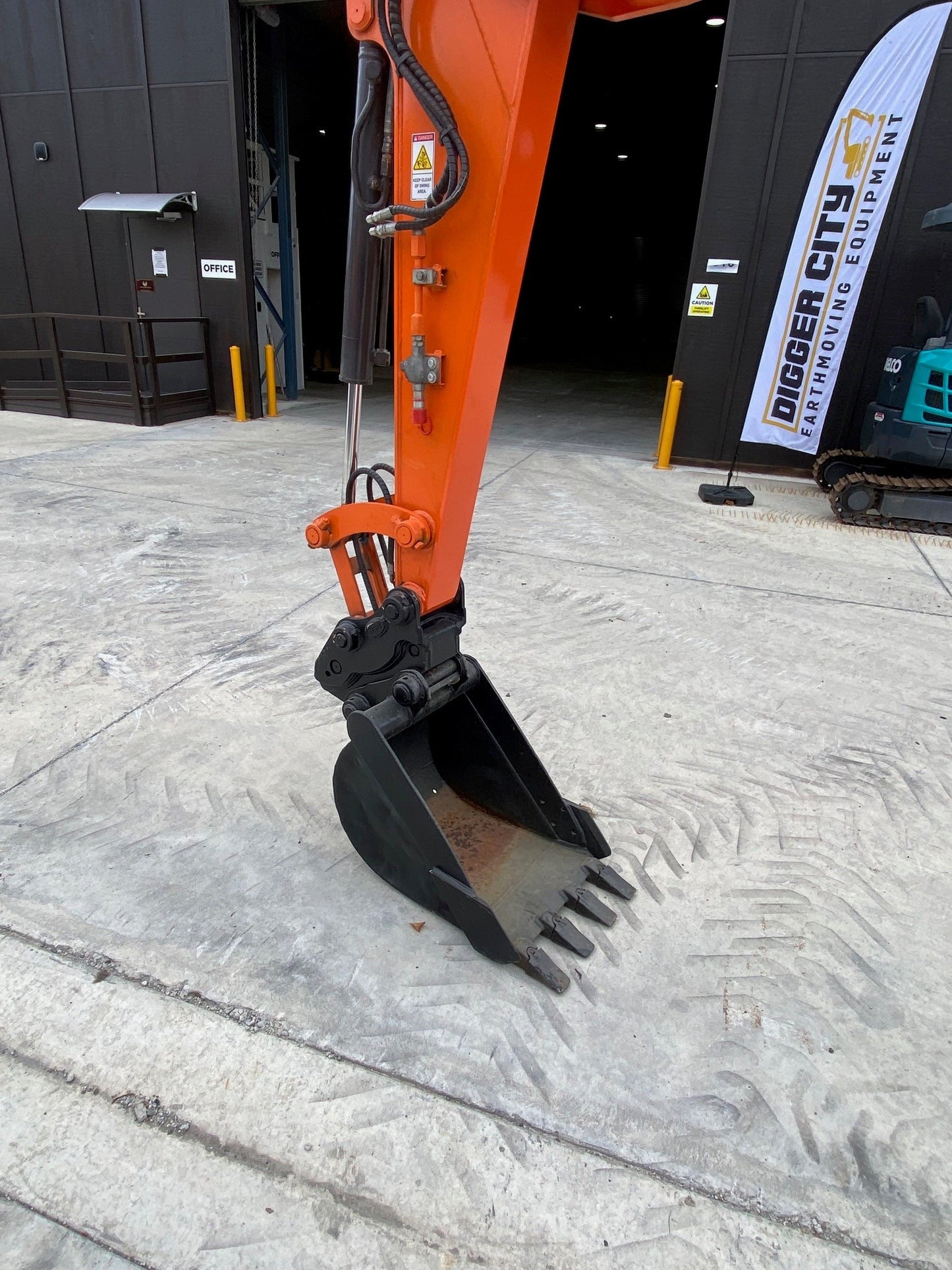 Hitachi/Airman AX48U-6A Excavator