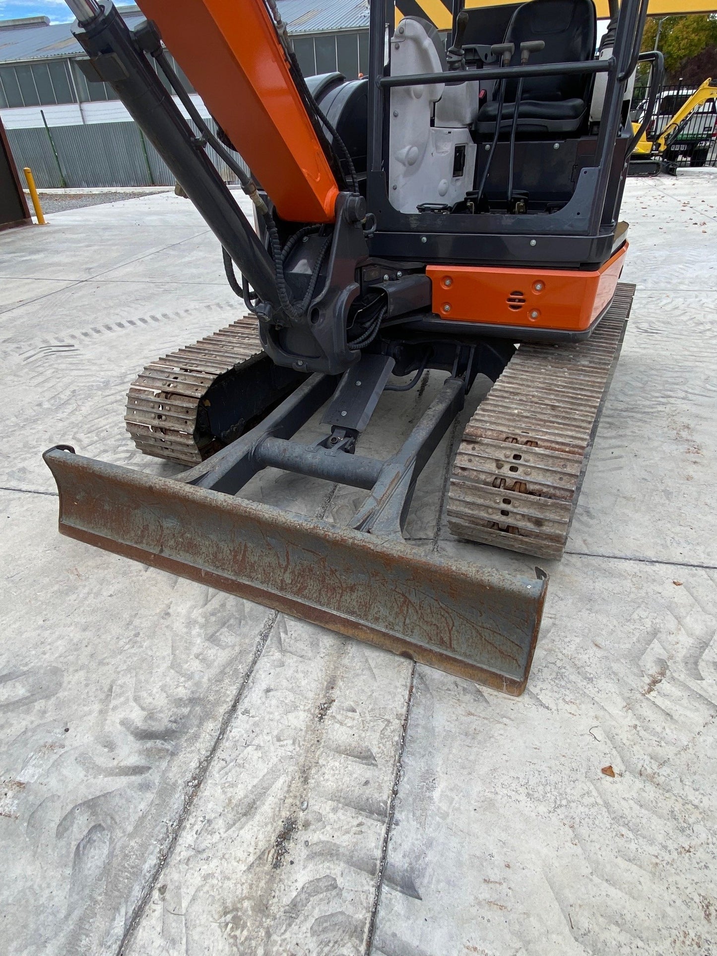 Hitachi/Airman AX48U-6A Excavator