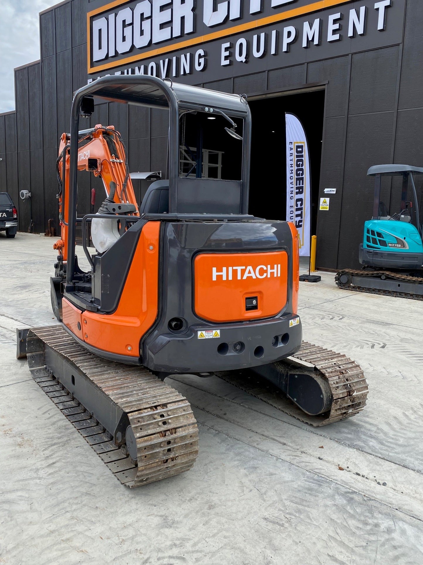 Hitachi/Airman AX48U-6A Excavator