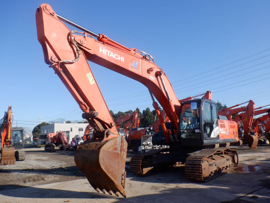 HITACHI ZX330 2013 32 ton Digger