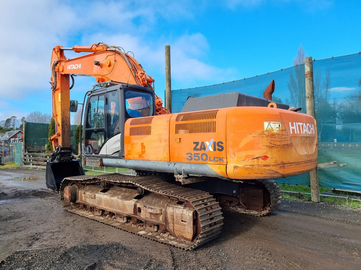 HITACHI ZX350LCK 35 ton Digger