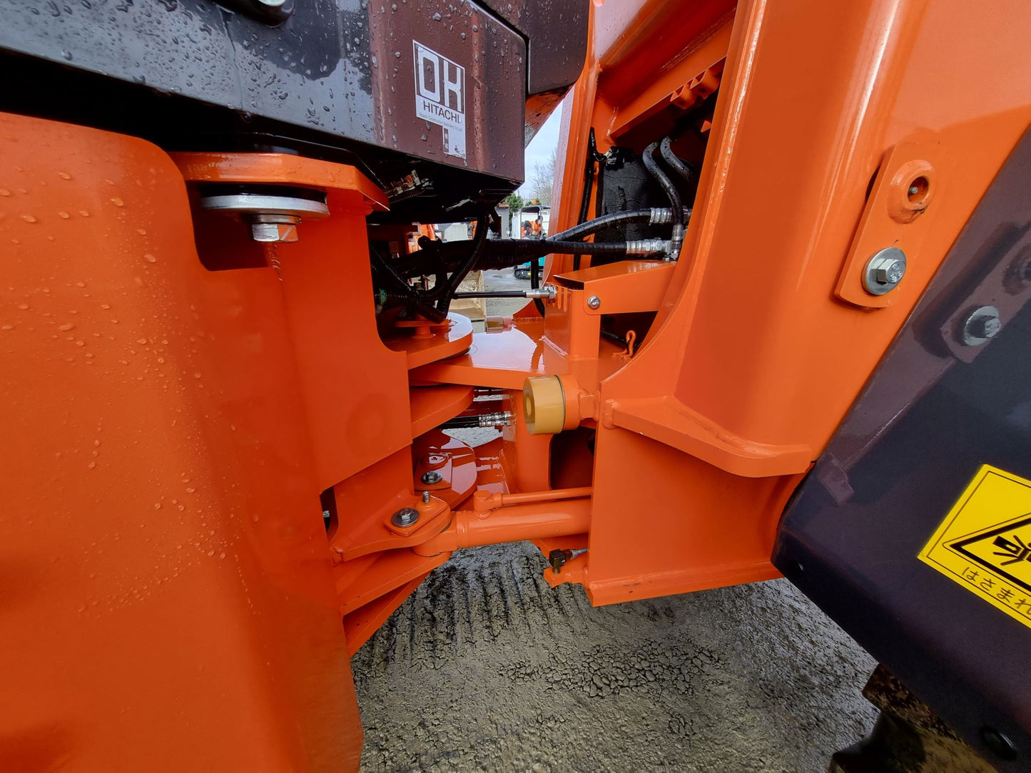 HITACHI ZW80-5B , 5 TON WHEEL LOADER , VERY LOW HOURS, 2017 MODEL