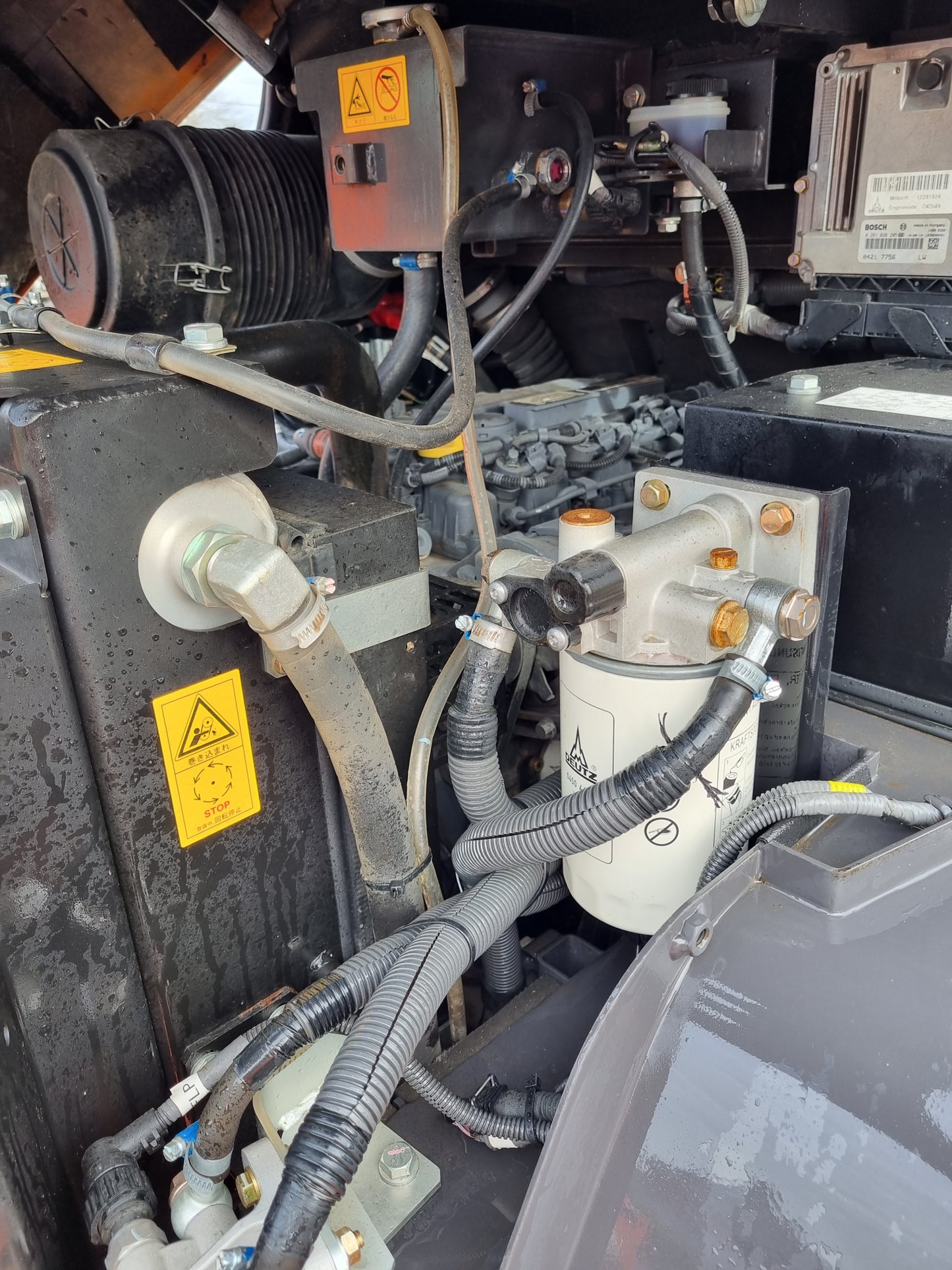 HITACHI ZW80-5B , 5 TON WHEEL LOADER , VERY LOW HOURS, 2017 MODEL