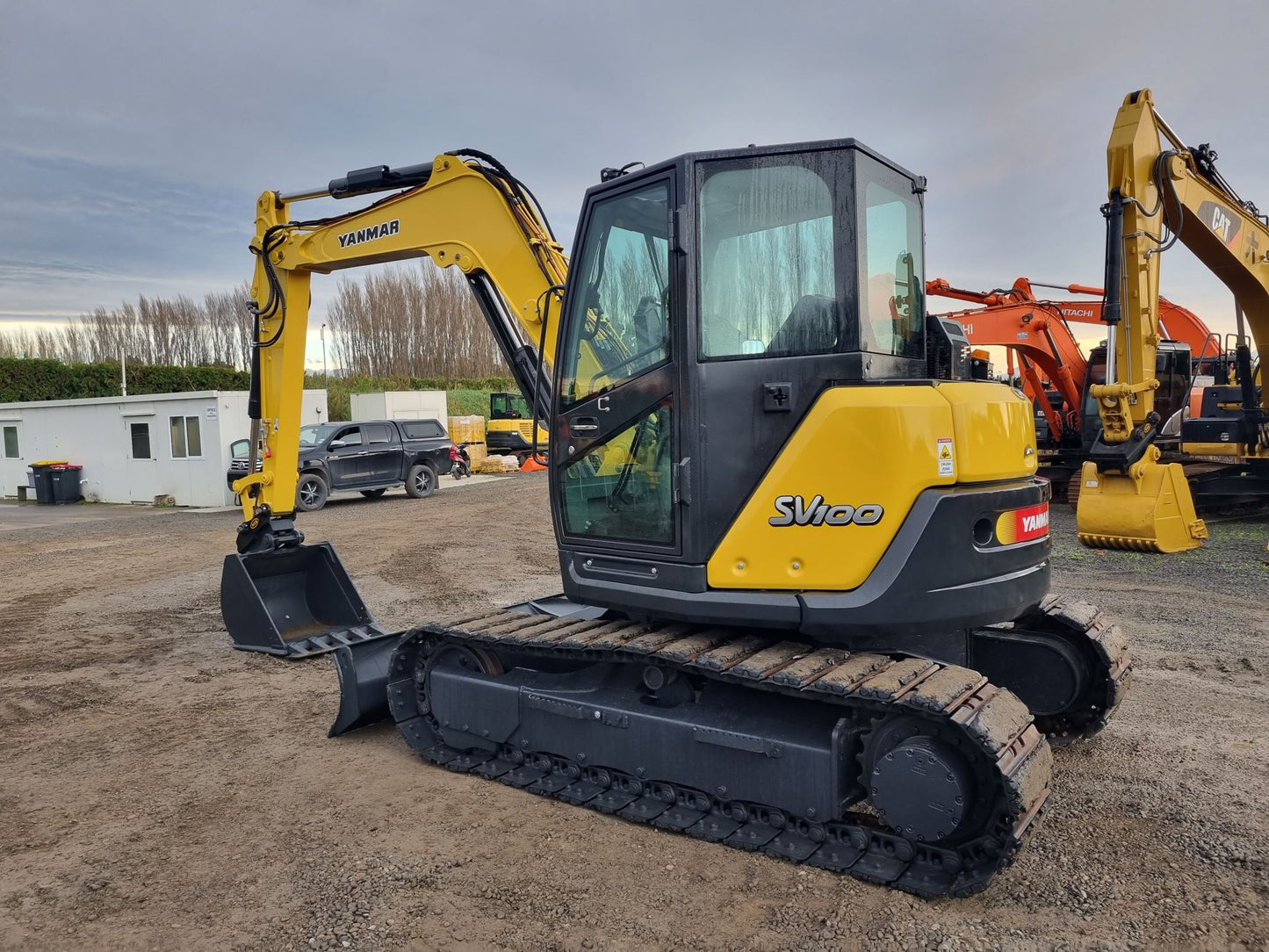 Yanmar SV100 2012, 10t Digger