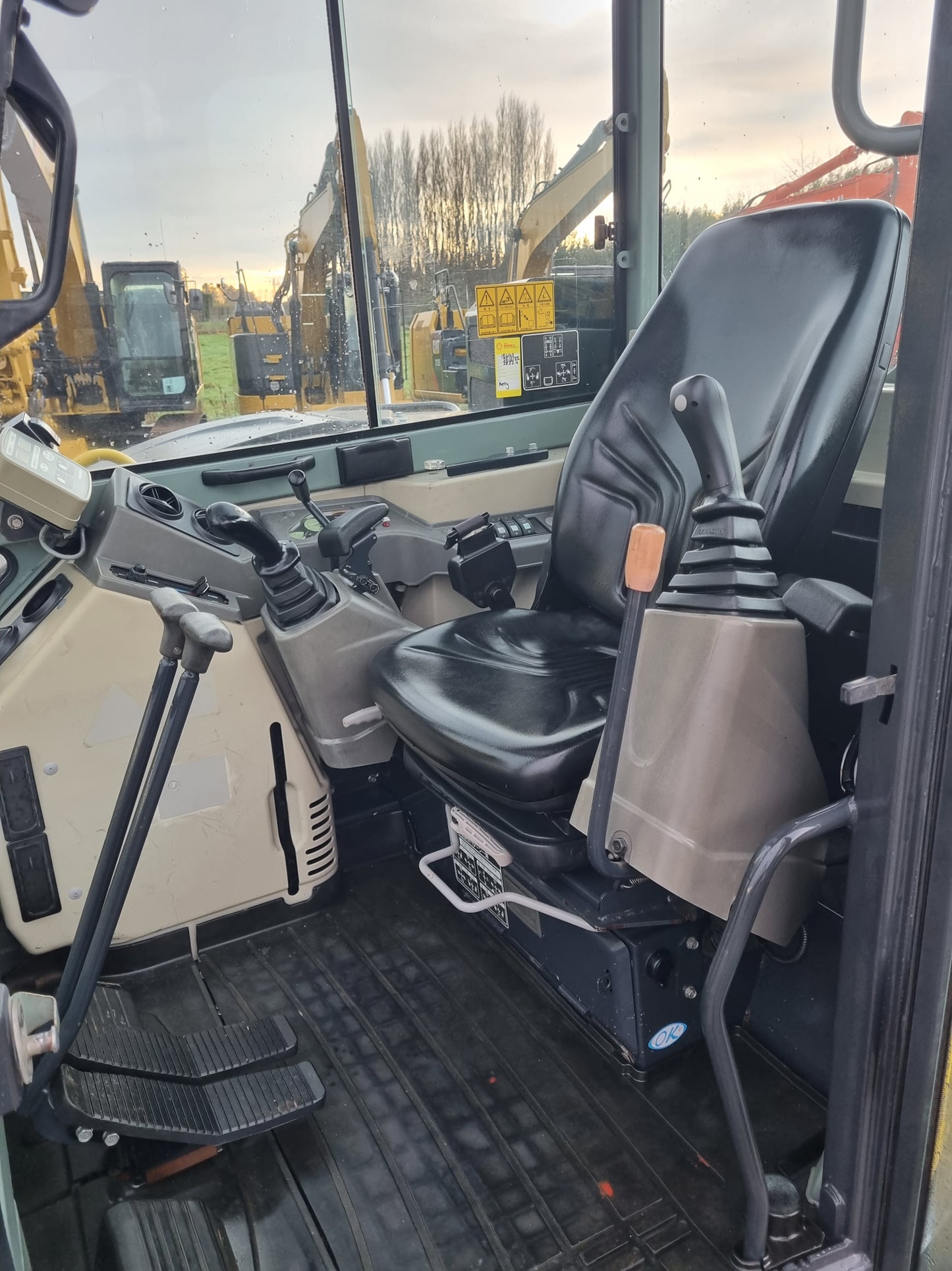Yanmar SV100 2012, 10t Digger