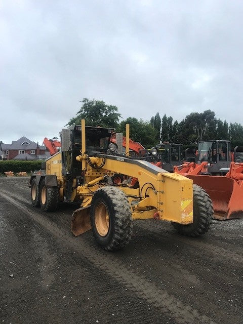 GRADER-1_(1)_SOHT8NX9JCKW.jpg