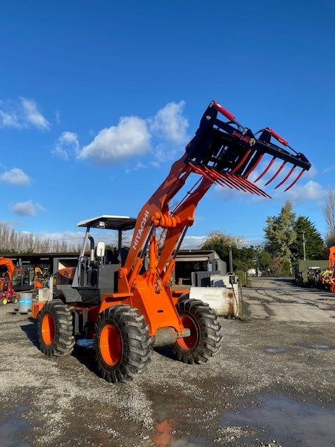 HITACHI ZW100 , 7 TON WHEEL LOADER , OPEN CAB, SILAGE FARM MACHINE