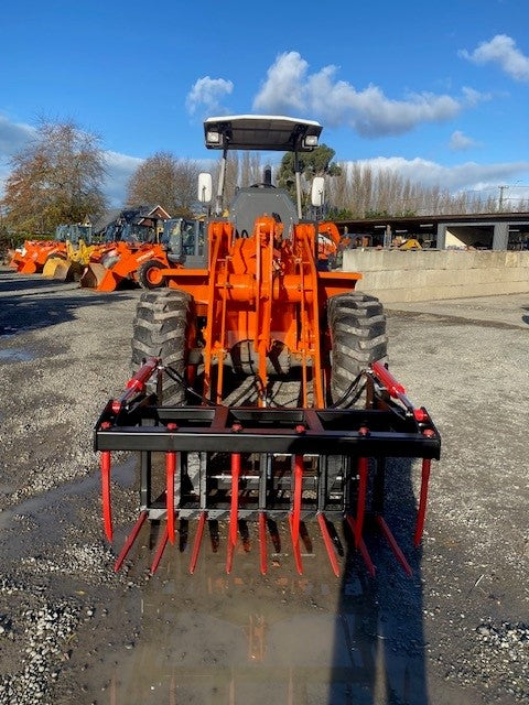 HITACHI ZW100 , 7 TON WHEEL LOADER , OPEN CAB, SILAGE FARM MACHINE