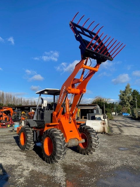 HITACHI ZW100 , 7 TON WHEEL LOADER , OPEN CAB, SILAGE FARM MACHINE