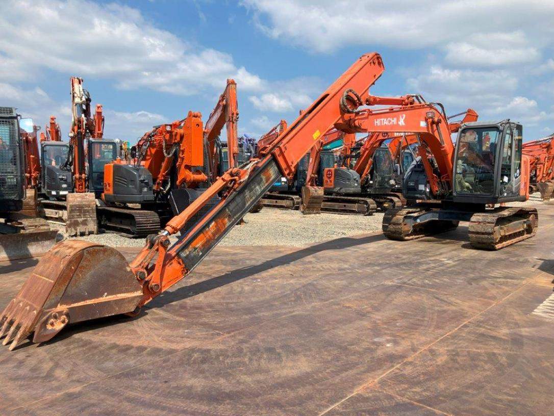 Hitachi Zaxis ZX135 Long Reach Excavator