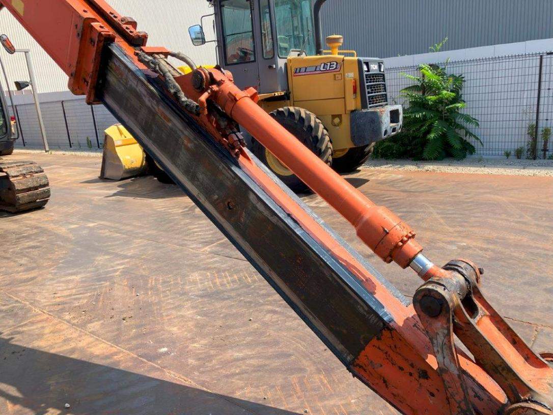Hitachi Zaxis ZX135 Long Reach Excavator