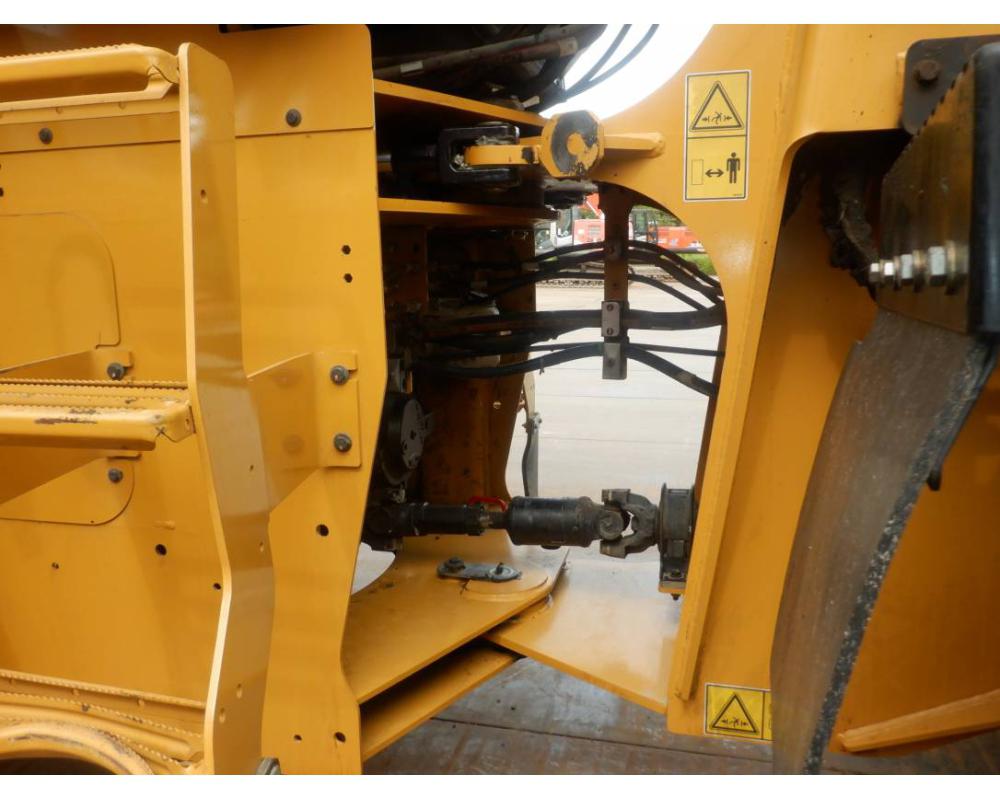 2016 Caterpillar 910K Wheel Loader, 1,541 Hours