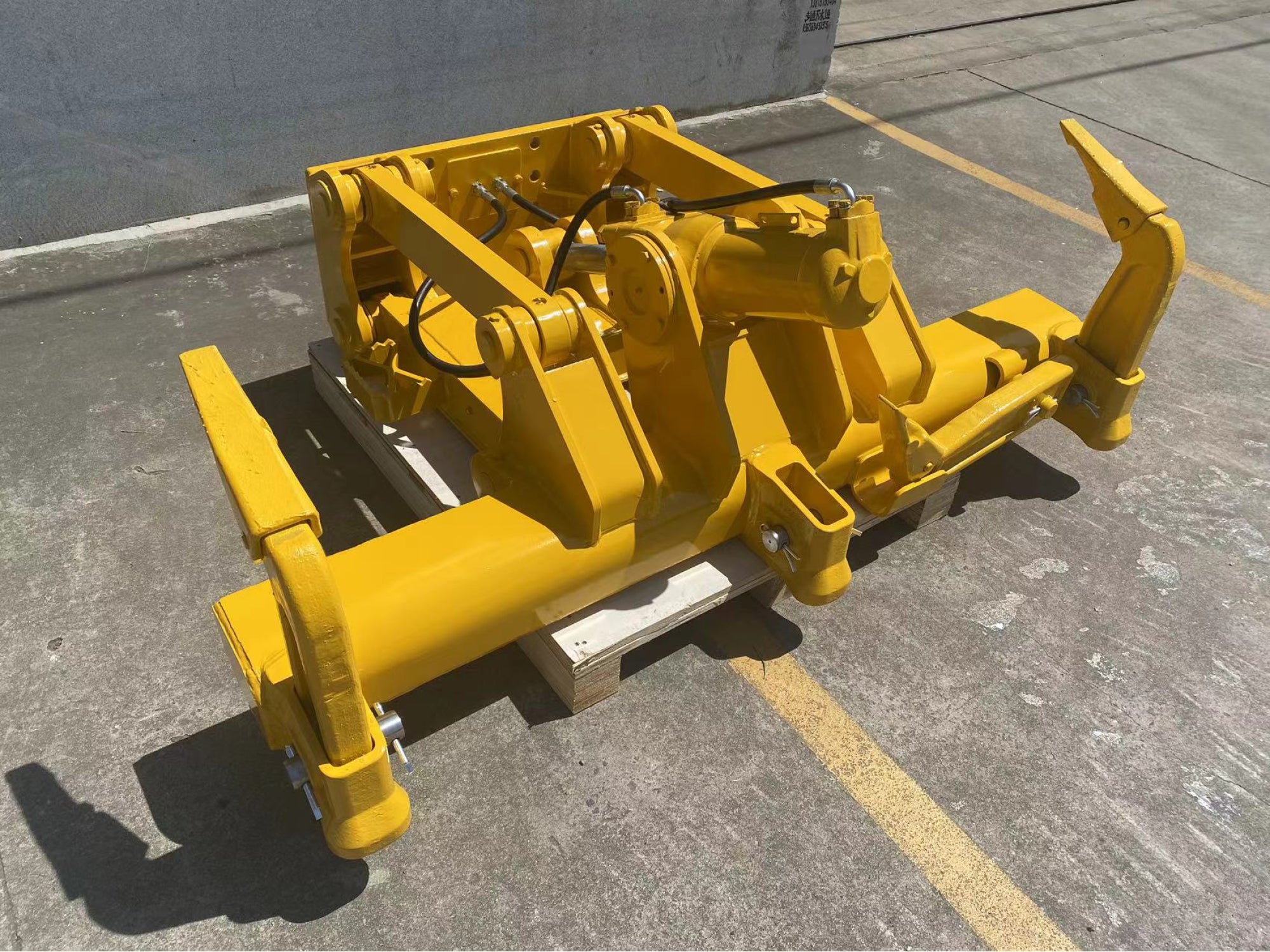 Hitachi Hydraulic Quick Hitch EX/ZX 200/225/– Digger City