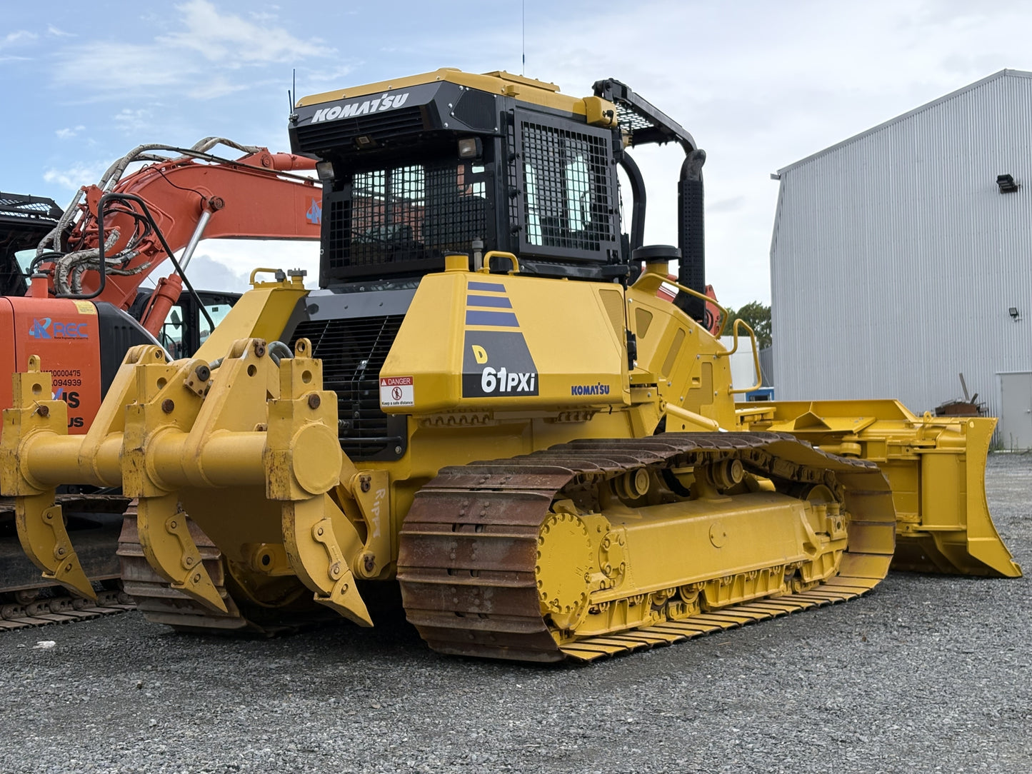 KOMATSU D61 PX1-23 BULLDOZER