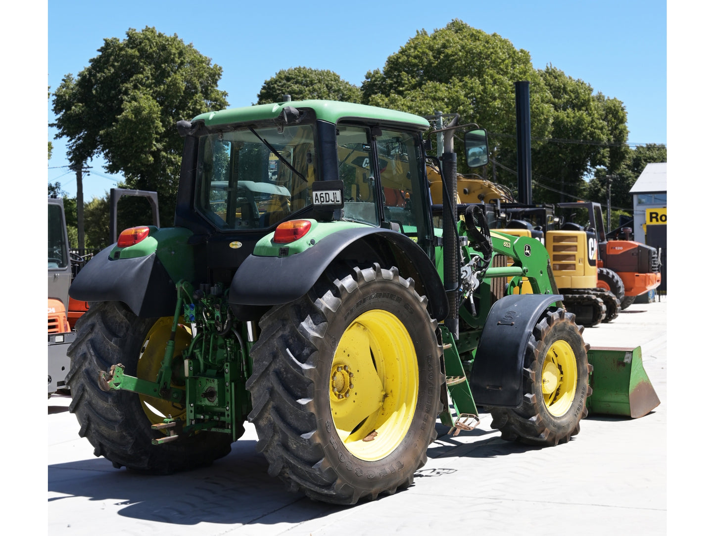 John Deere 6534