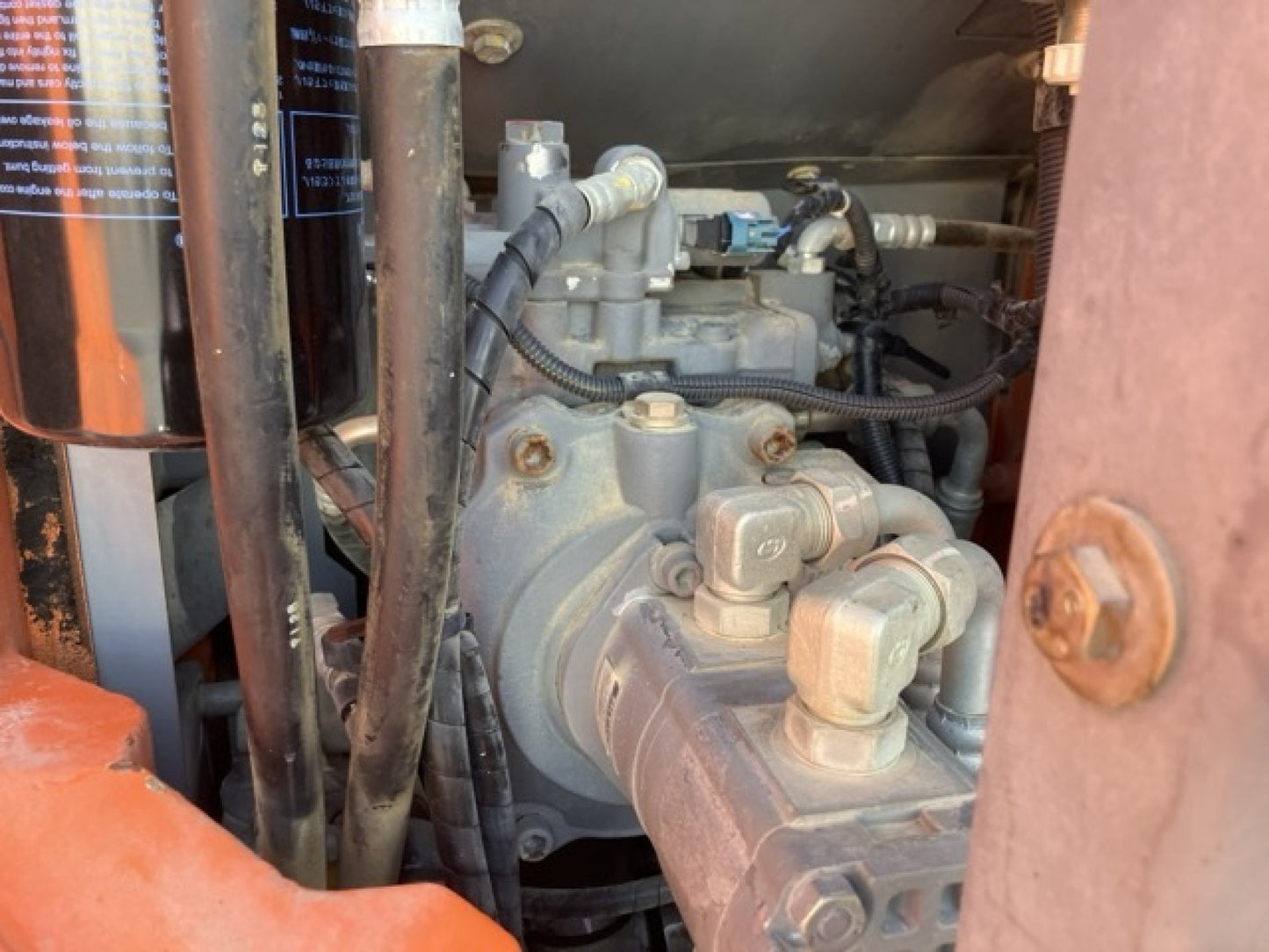 Hitachi ZX135US-5 Digger