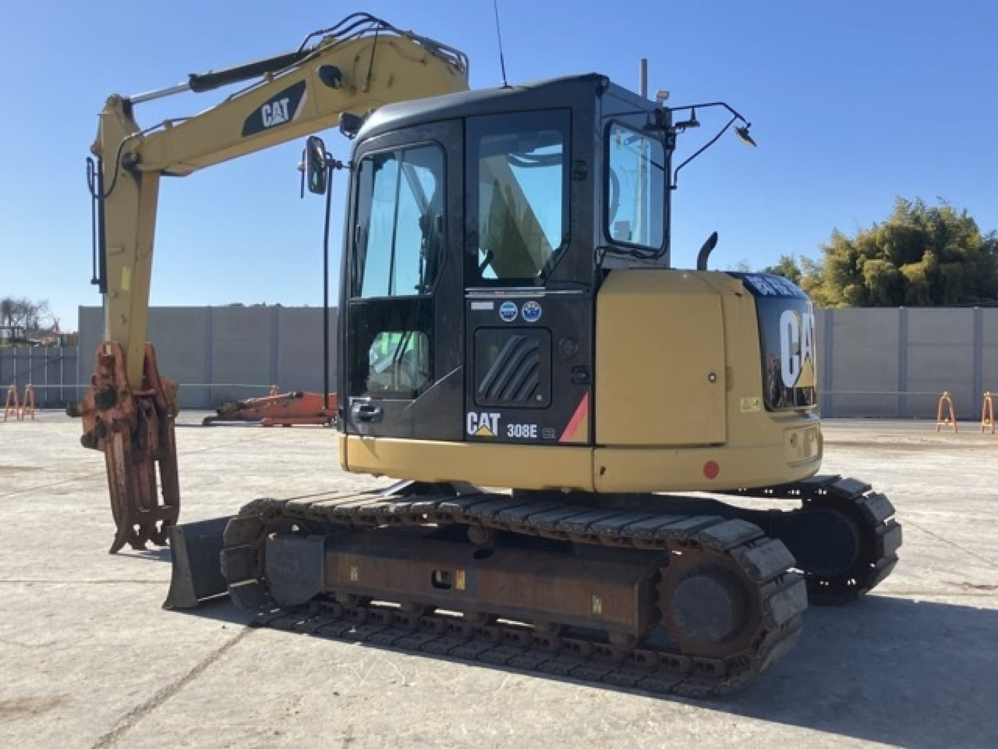 CAT 308 Compact Radius 8T Digger Low Hours