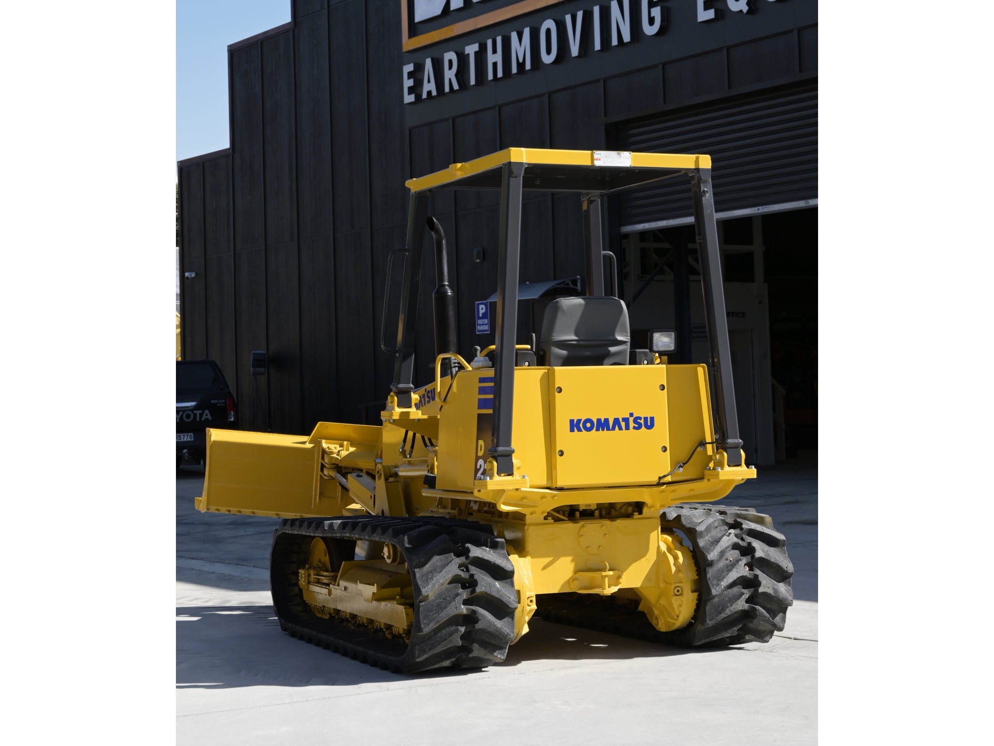 Komatsu D21P Bulldozer Low Hours– Digger City