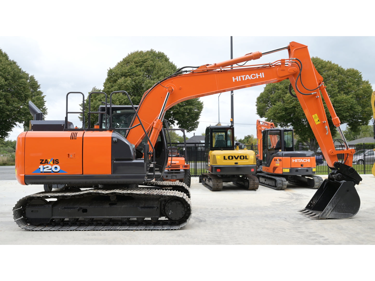Hitachi ZX120 12t Digger Low Hours