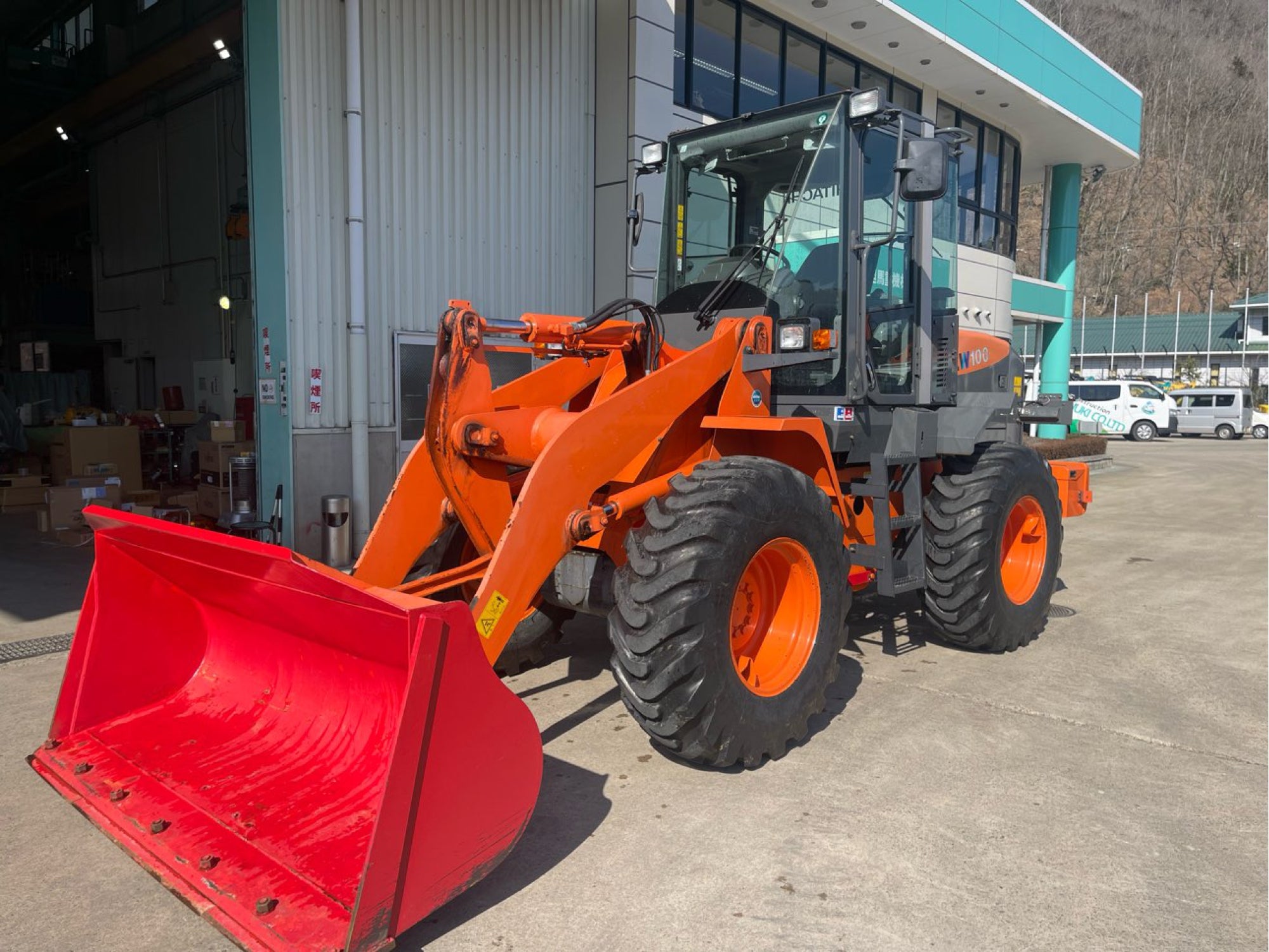 HITACHI ZW100 WHEEL LOADER Low Hours