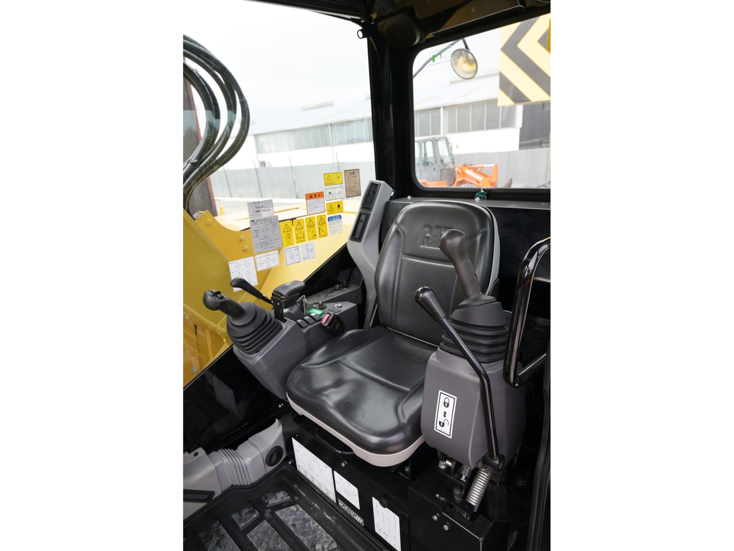 CAT 308 Compact Radius 8T Digger Low Hours