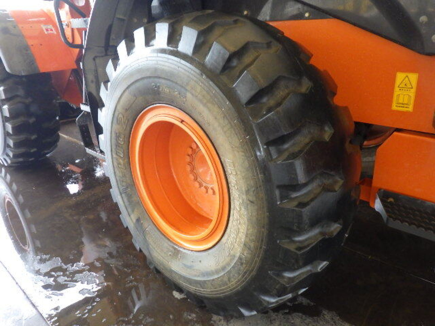Hitachi ZW180 Wheel Loader 2.5 CBM
