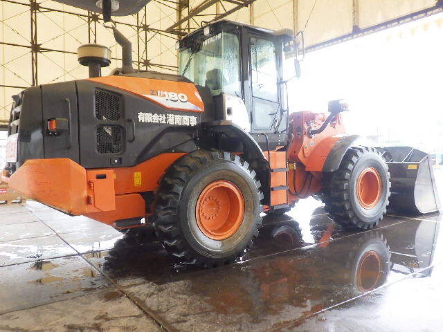Hitachi ZW180 Wheel Loader 2.5 CBM