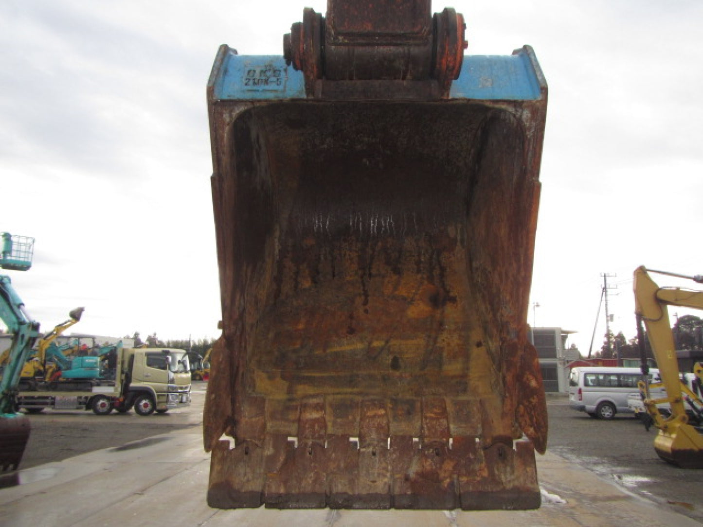 Hitachi ZX225US Digger 23 ton
