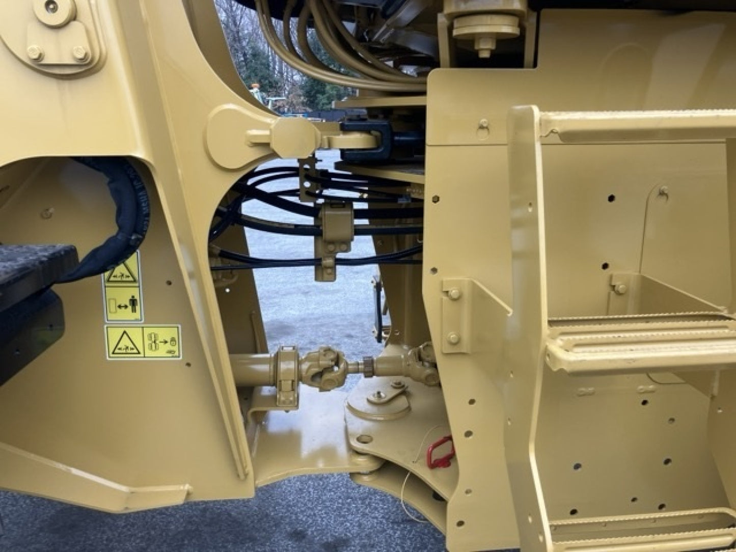 Cat 910 Wheel Loader Near New