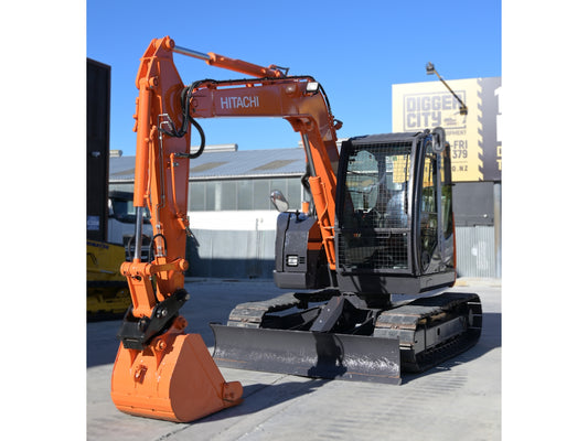 Hitachi ZX75us 7.5T Digger Low Hours