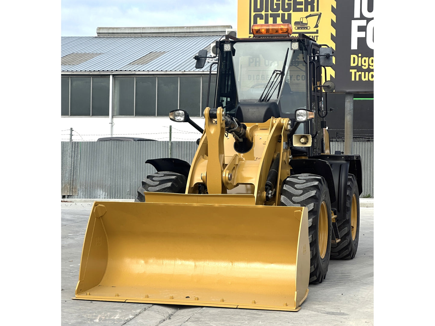 2017 Caterpillar 910K Wheel Loader