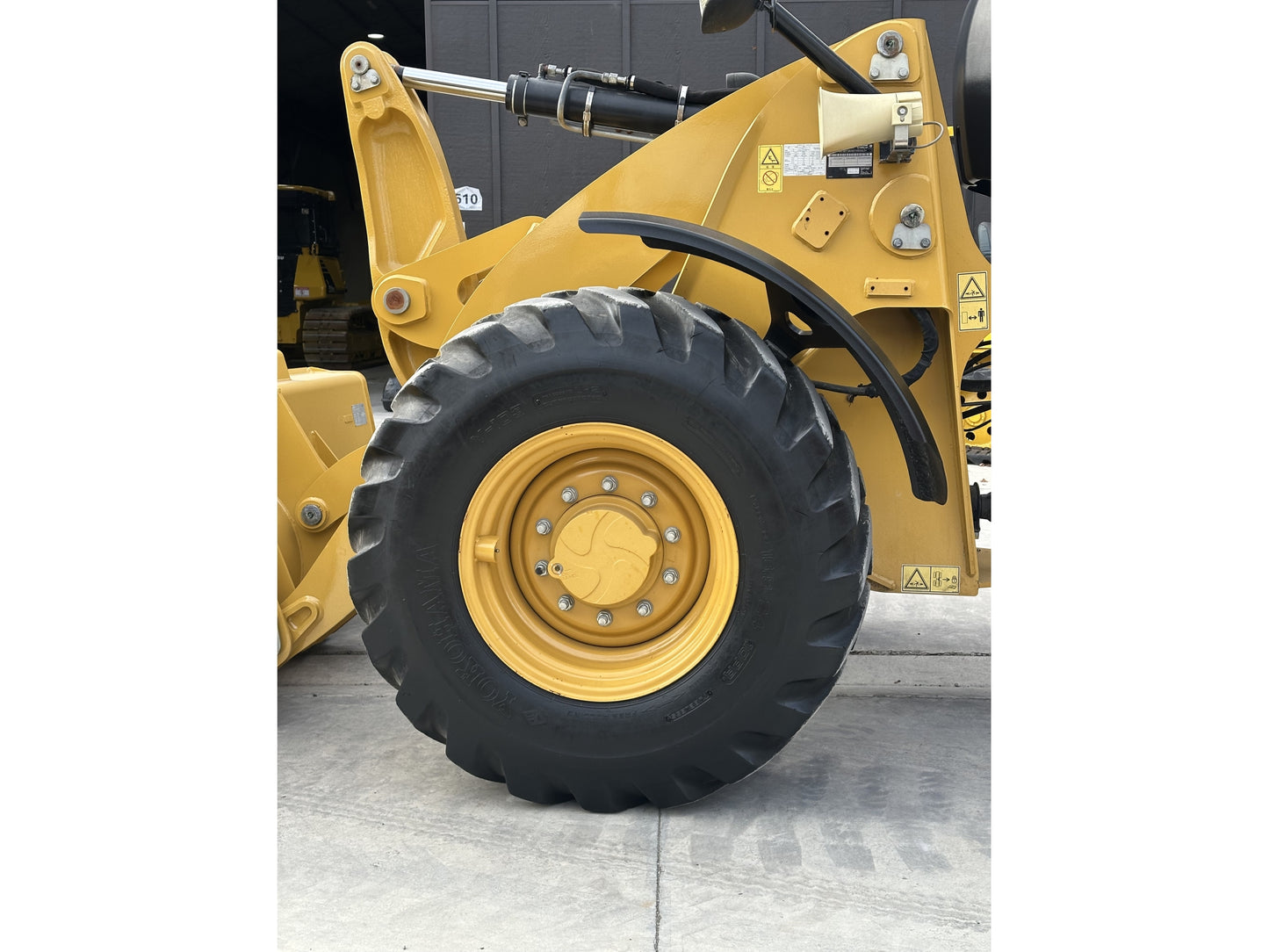 2017 Caterpillar 910K Wheel Loader