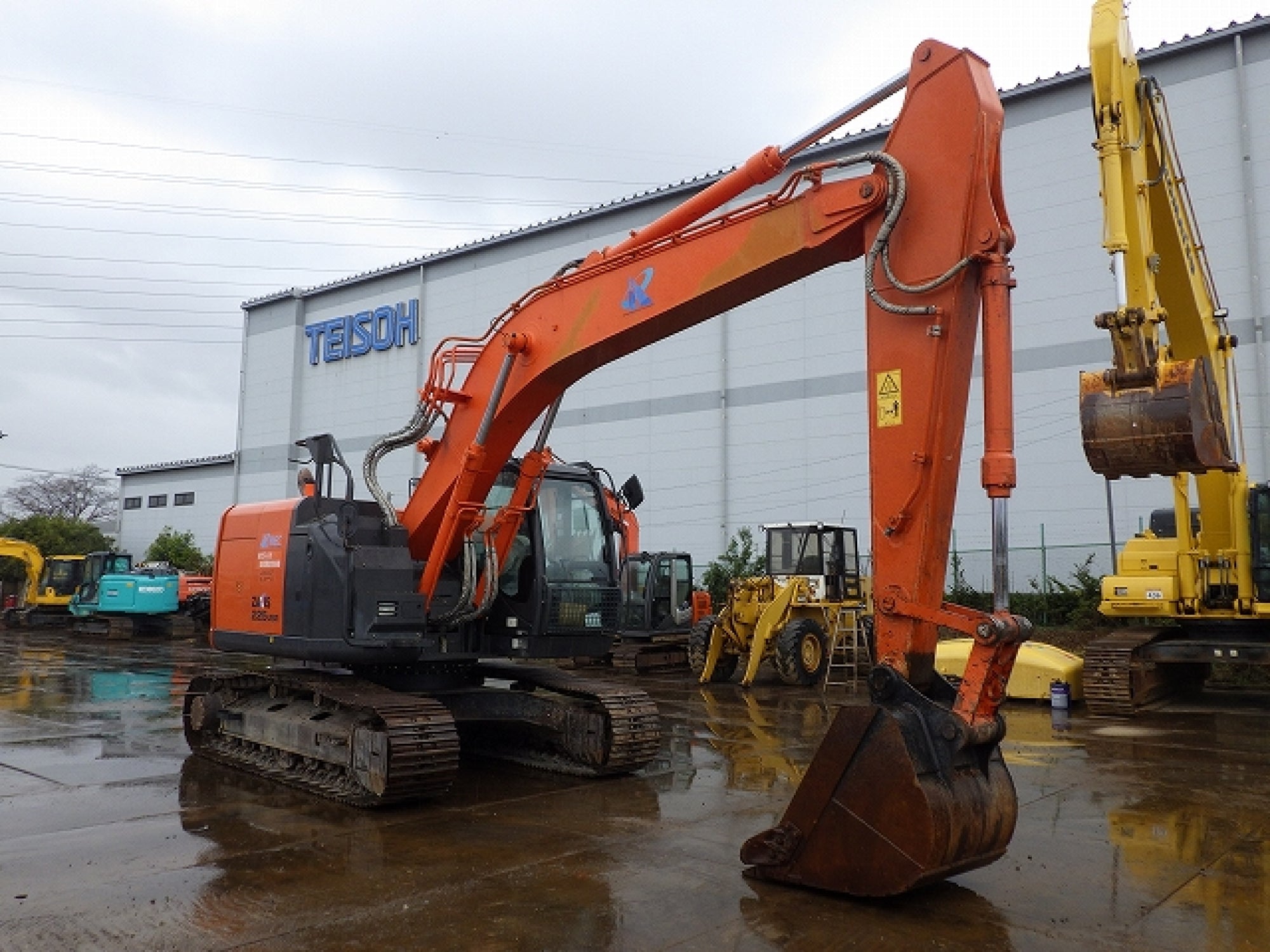 2017 Hitachi ZX225USR-5 Excavator