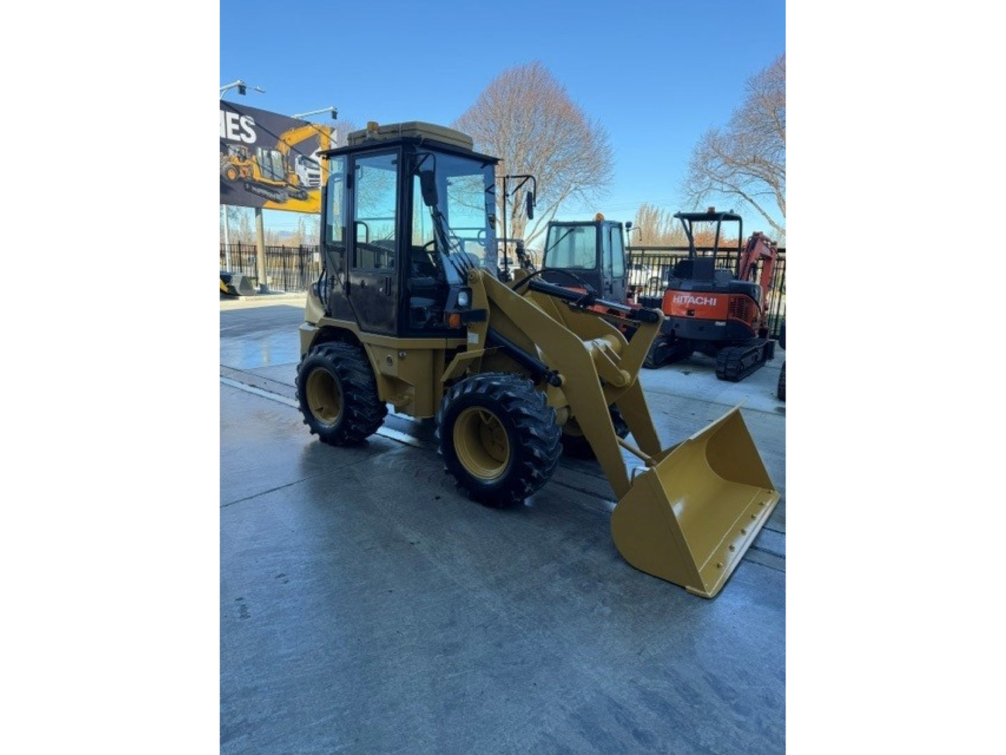 Cat 902 Wheel Loader 0.6 CBM bucket