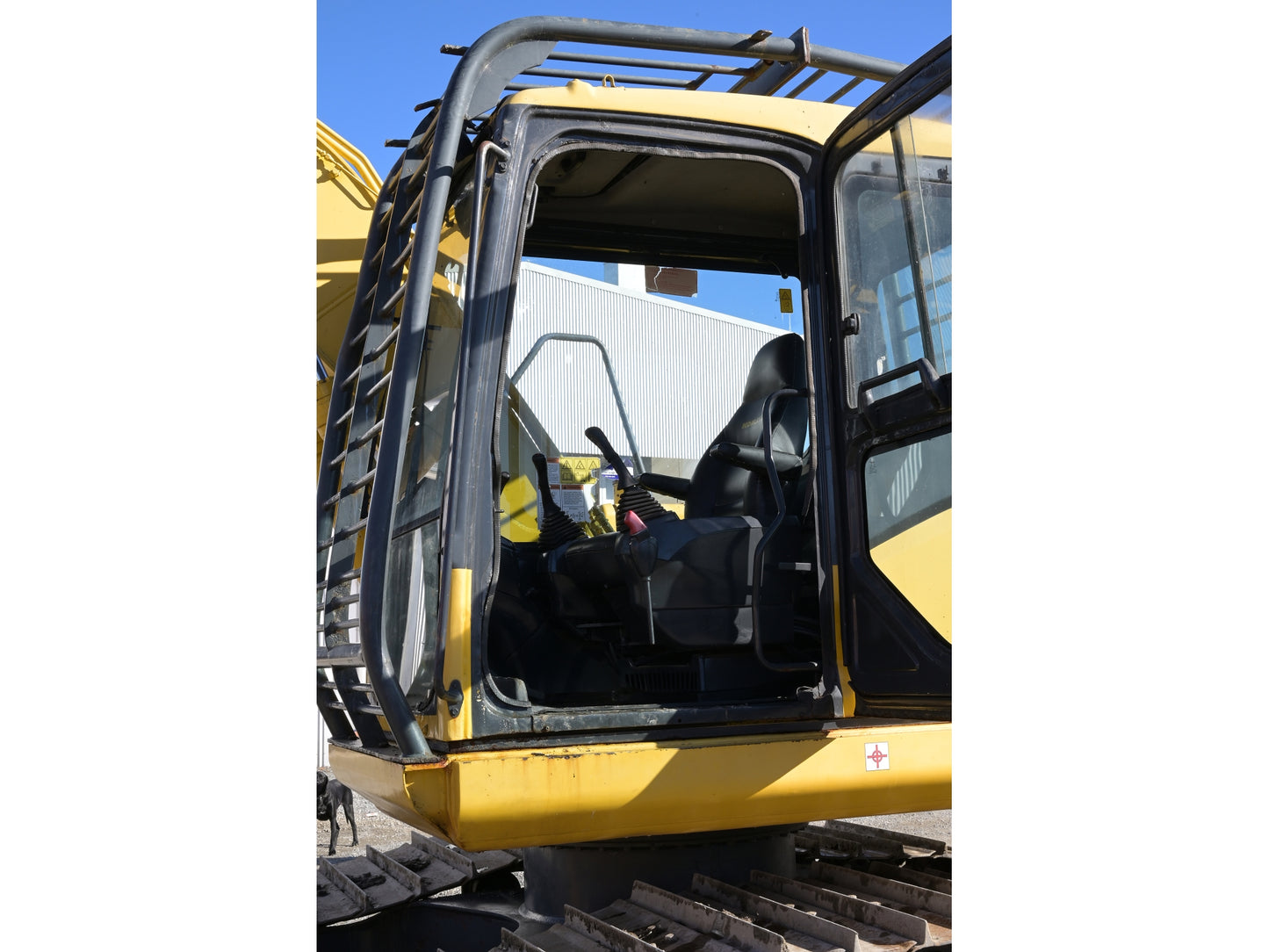 Komatsu PC130F