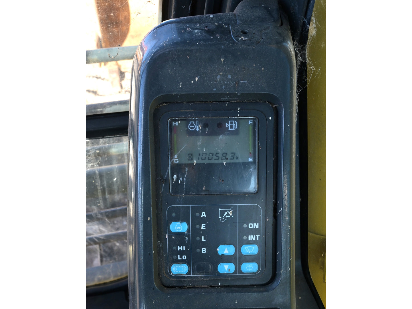 Komatsu PC130F