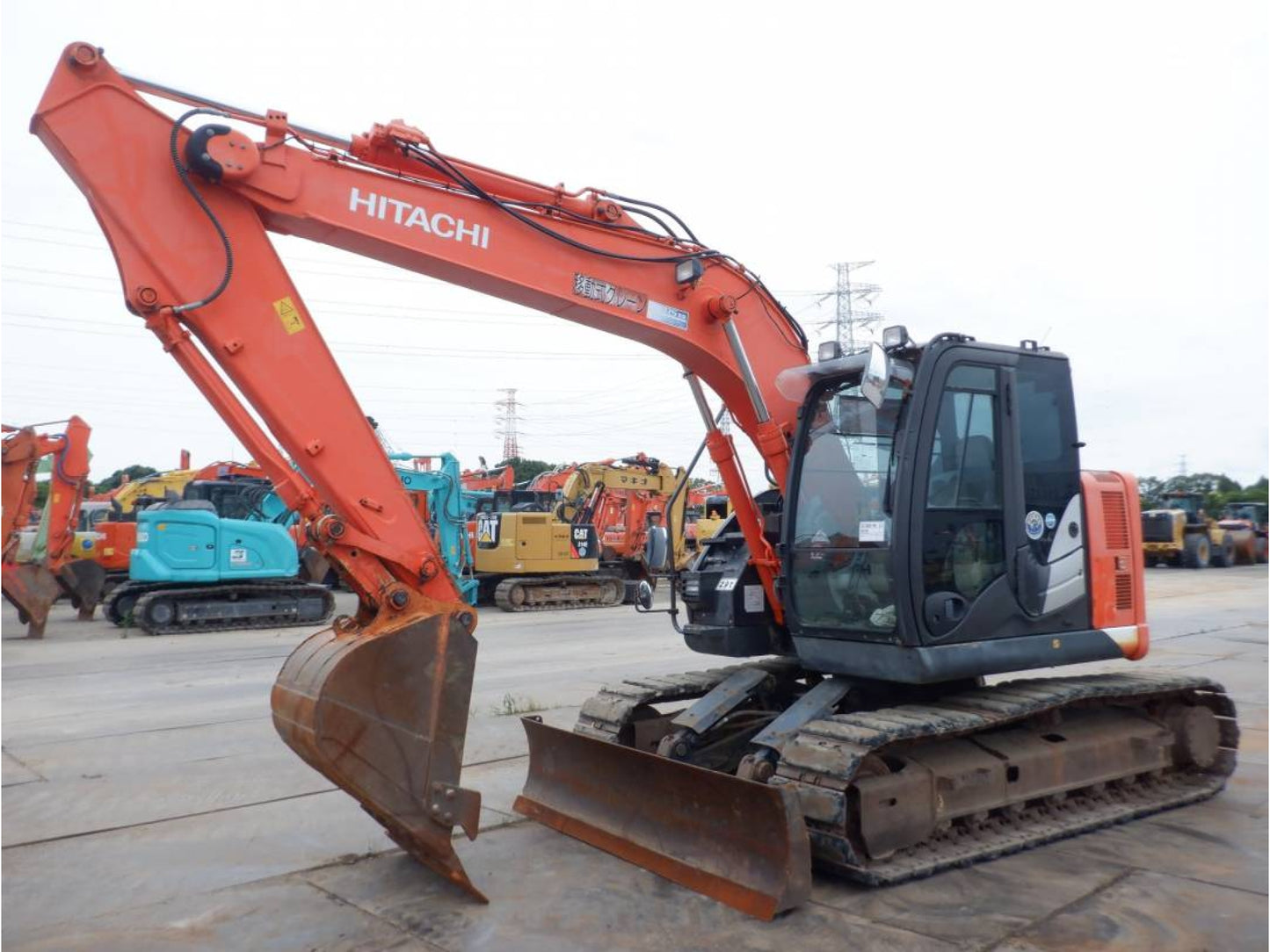 Hitachi ZX135US-5 Excavator 13.5 Ton