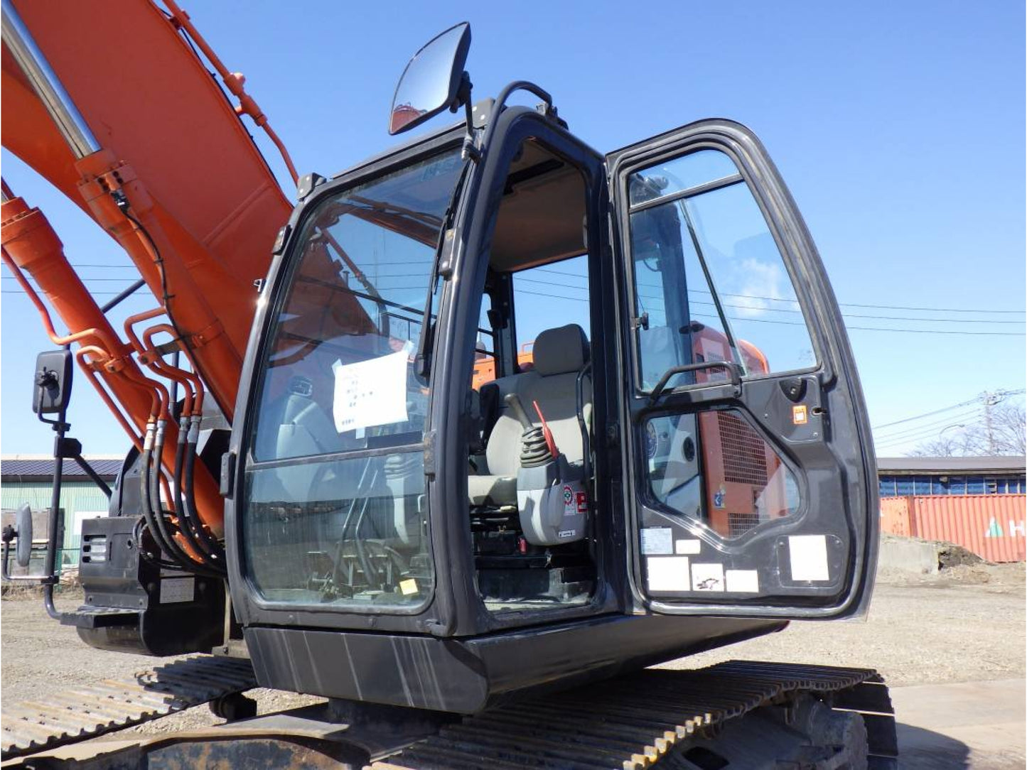 Hitachi ZX225US Digger 23.5 ton