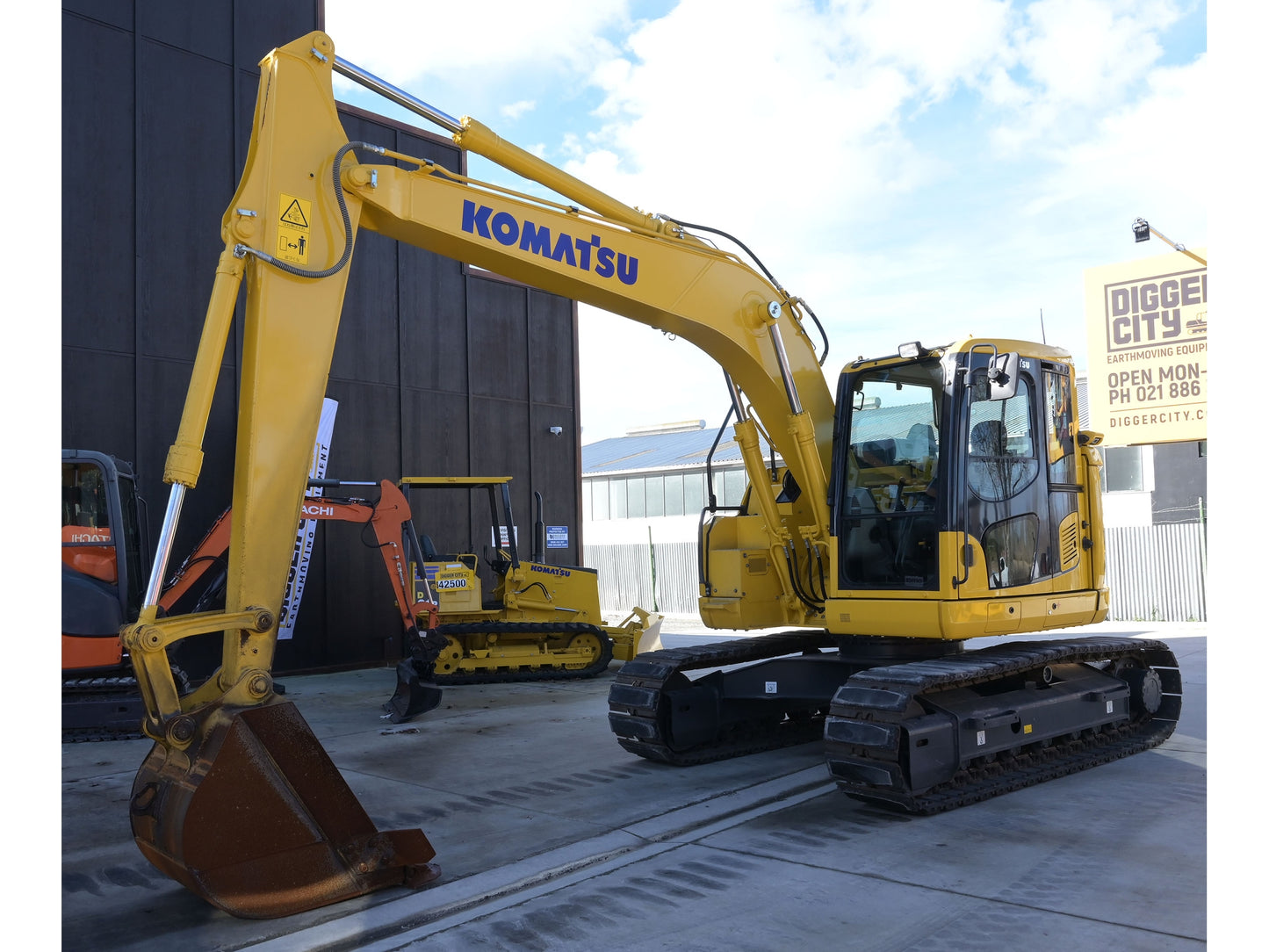 KOMATSU PC138US-11 14 Ton Excavator