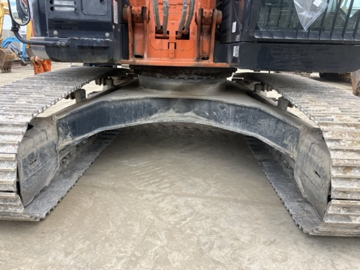 2015 Hitachi ZX225 USRLCK-6 Excavator