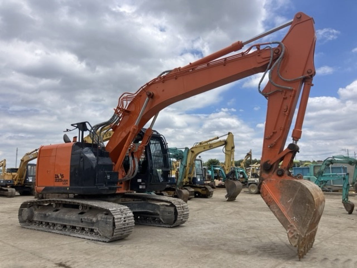 2015 Hitachi ZX225 USRLCK-6 Excavator