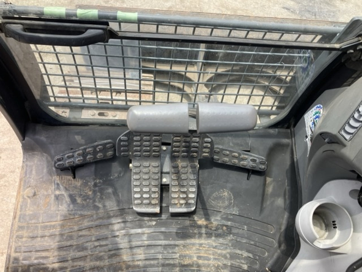 Hitachi ZX135 Digger 13.5 Ton