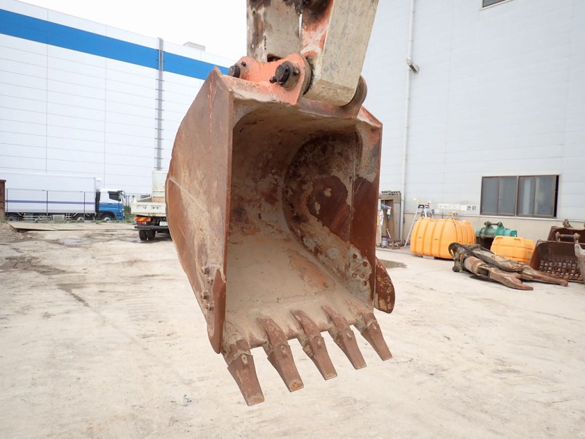 Hitachi ZX135 Digger 13.5 Ton