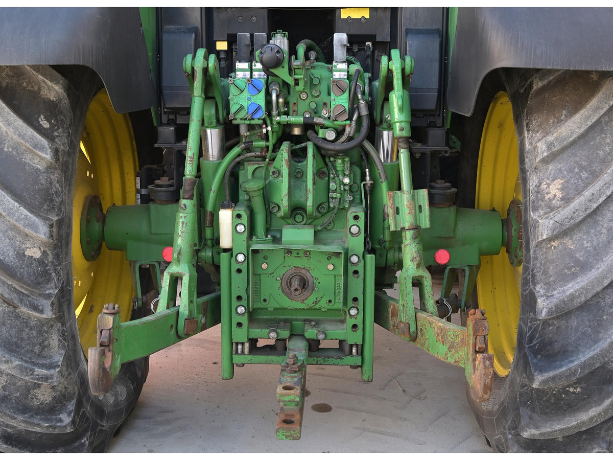 John Deere 6534