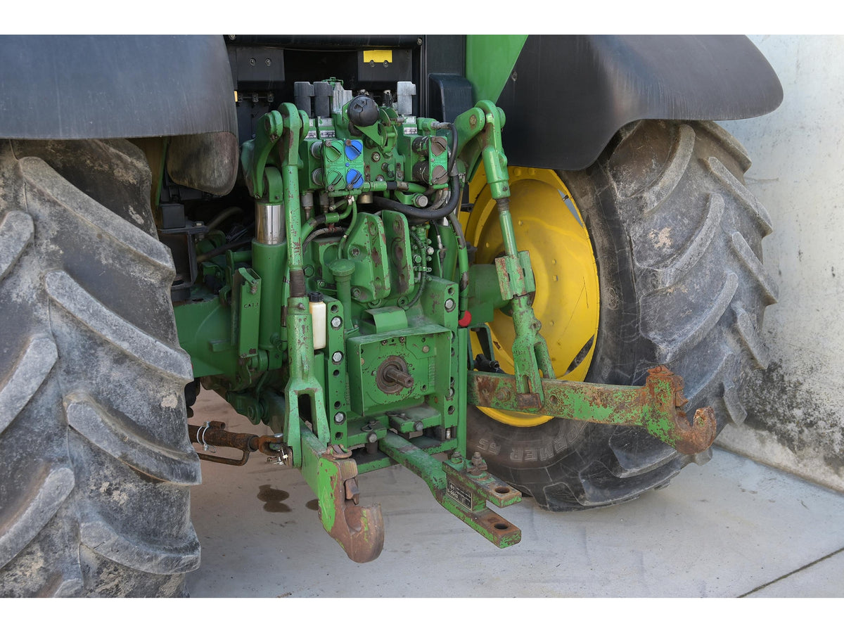 John Deere 6534