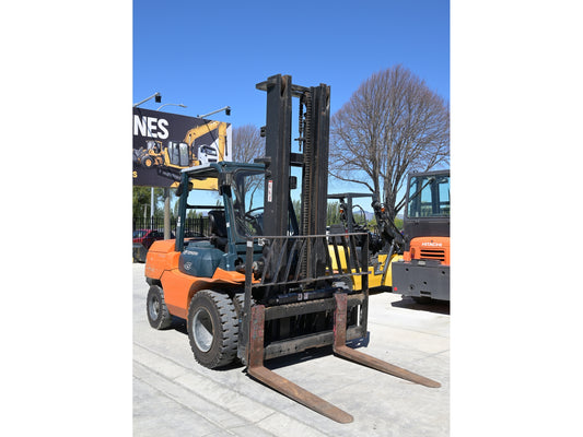 Heavy-Duty Toyota 7-Series Diesel Forklift