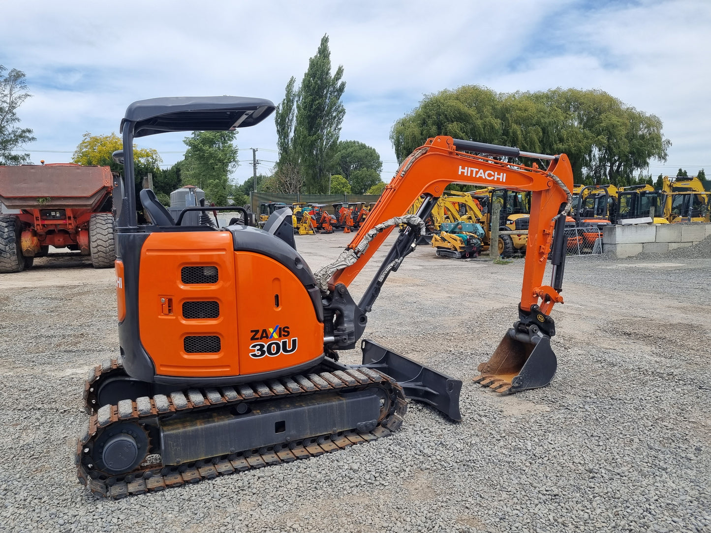 Hitachi Zaxis ZX30U-5A, 3 Ton Digger